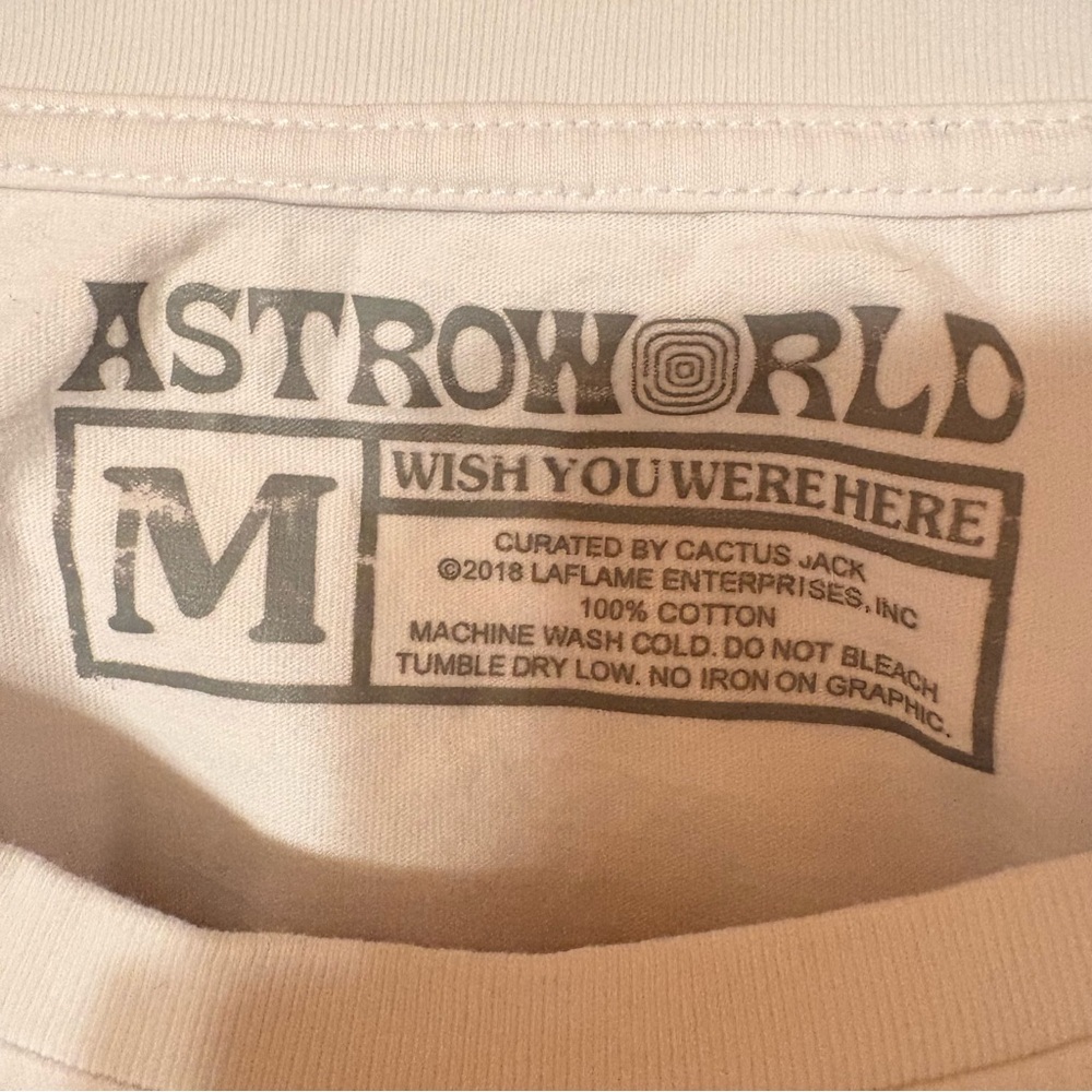 Astroworld Put On A Happy Face Graphic Tee Medium Cactus Jack Tour Shirt Travis - Picture 3 of 4